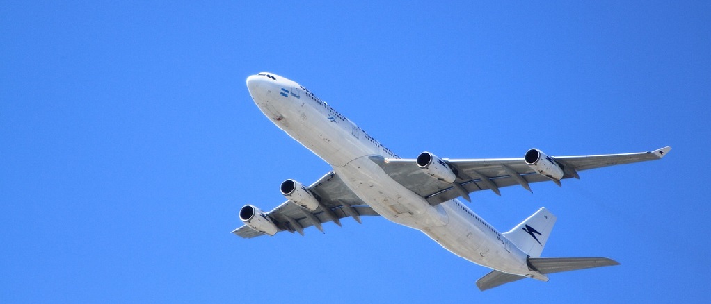 Flying Airplane